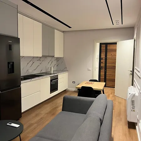Renas Apartment1 * Tiran