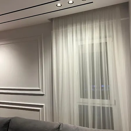 Renas Apartment1 *
