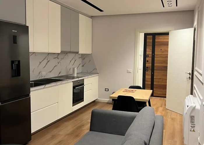 Renas Apartment1 * Tirana